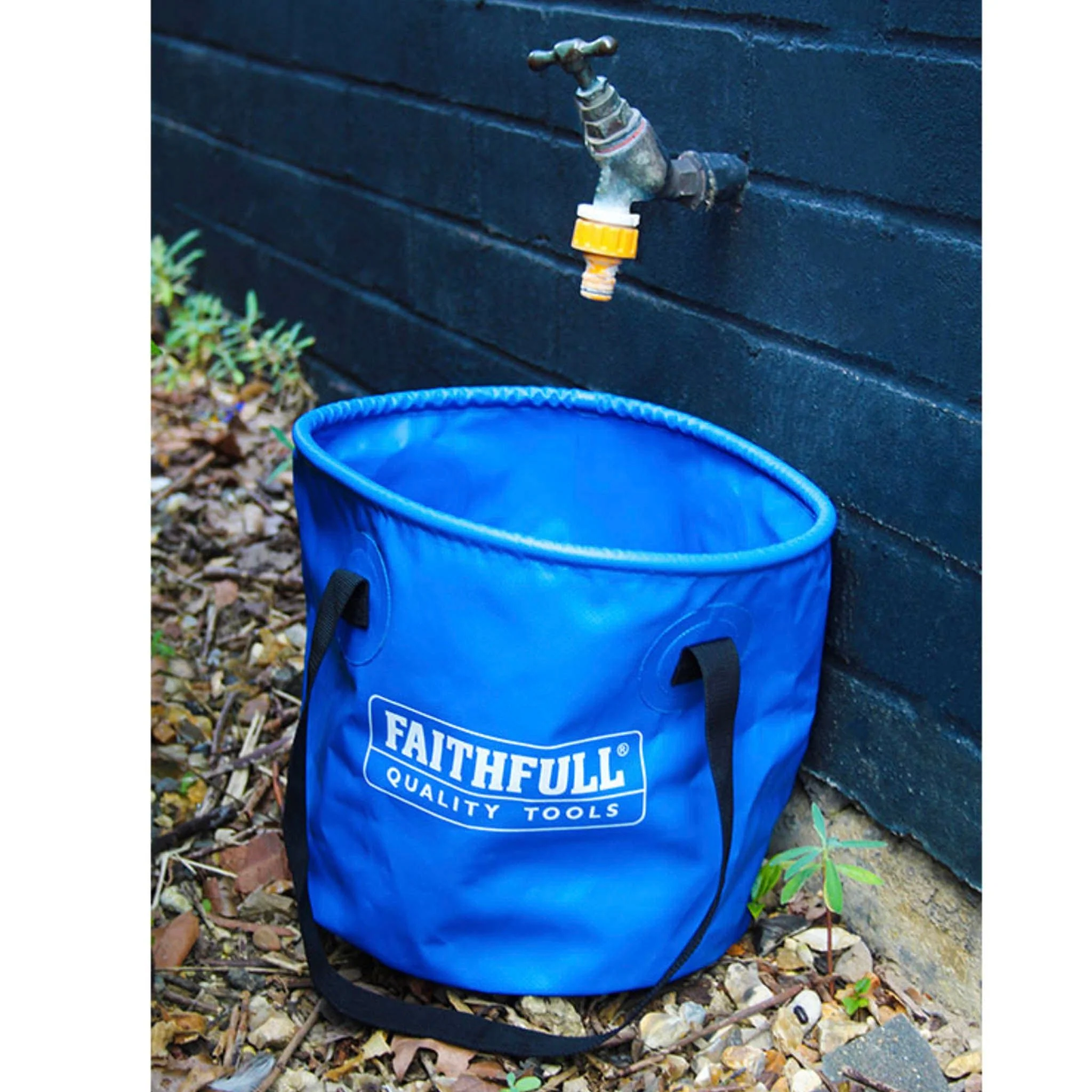 Faithfull Folding Collapsible Bucket - 12 Litre - Image 3
